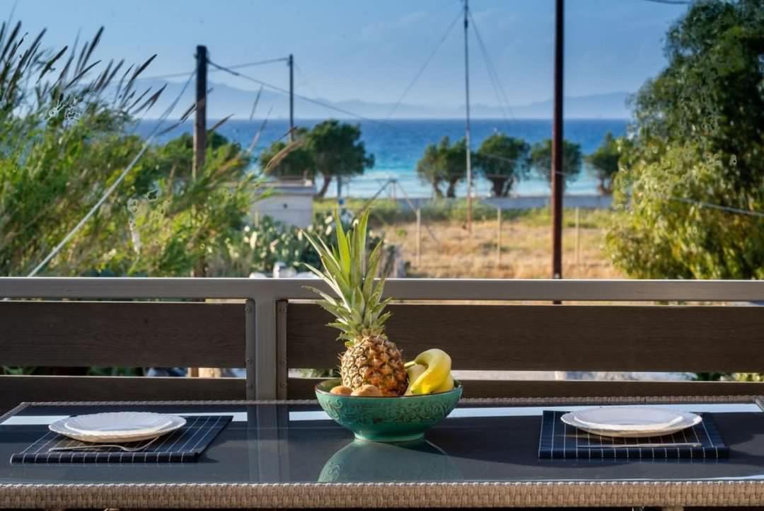 Odyssea Seaside With Sea View And Pool