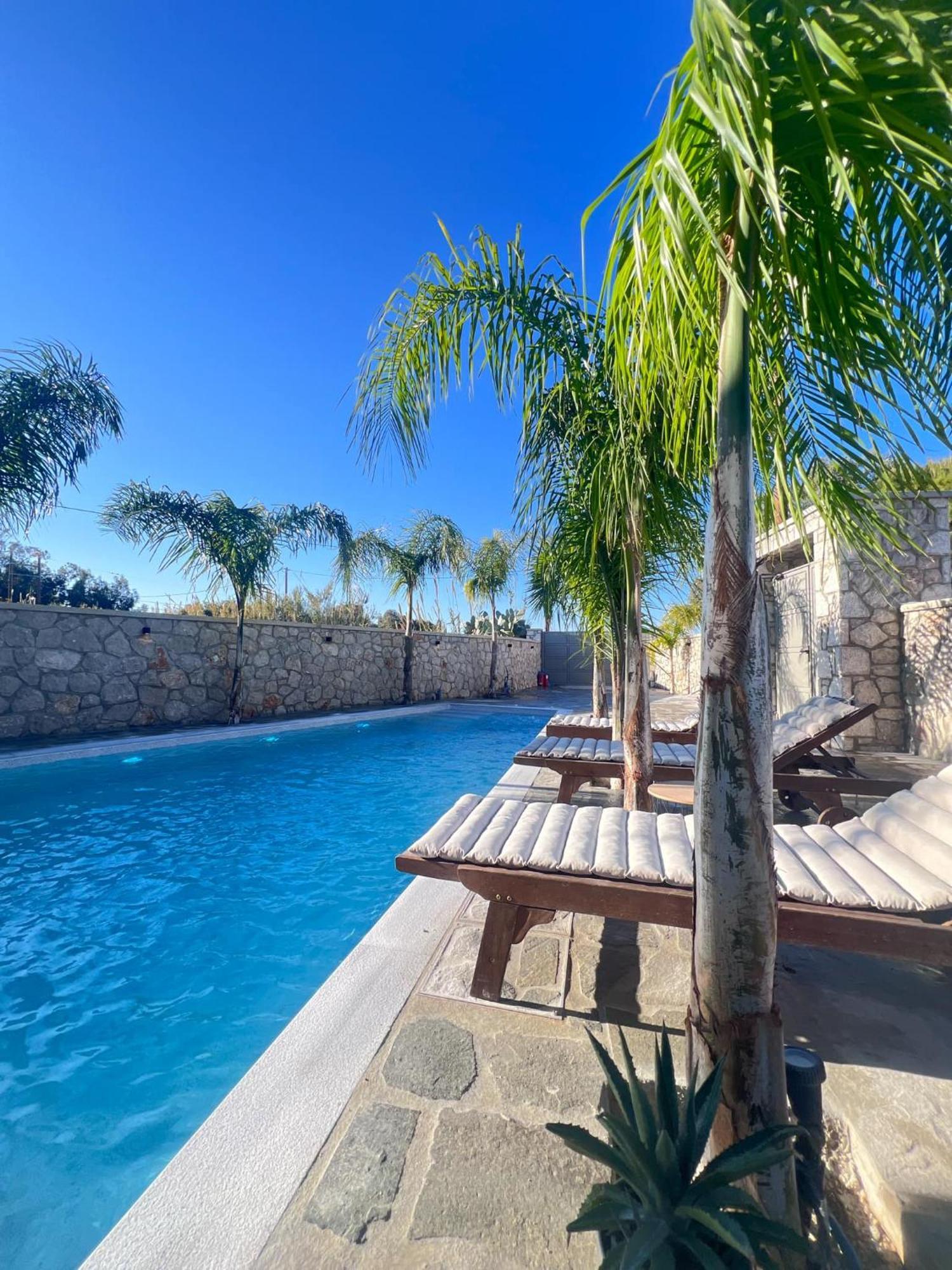 Odyssea Seaside With Sea View And Pool *